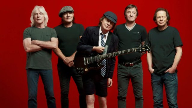 imagen 1 de La banda australiana AC/DC comparte con sus fans de todo el mundo un nuevo vídeo.