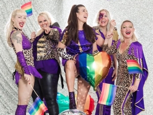 La banda noruega The Cocktail Slippers publica el quinto álbum de su carrera.