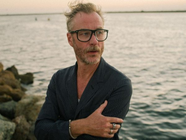 Matt Berninger, cantante de The National, realiza una versión de un clásico de Lou Reed.