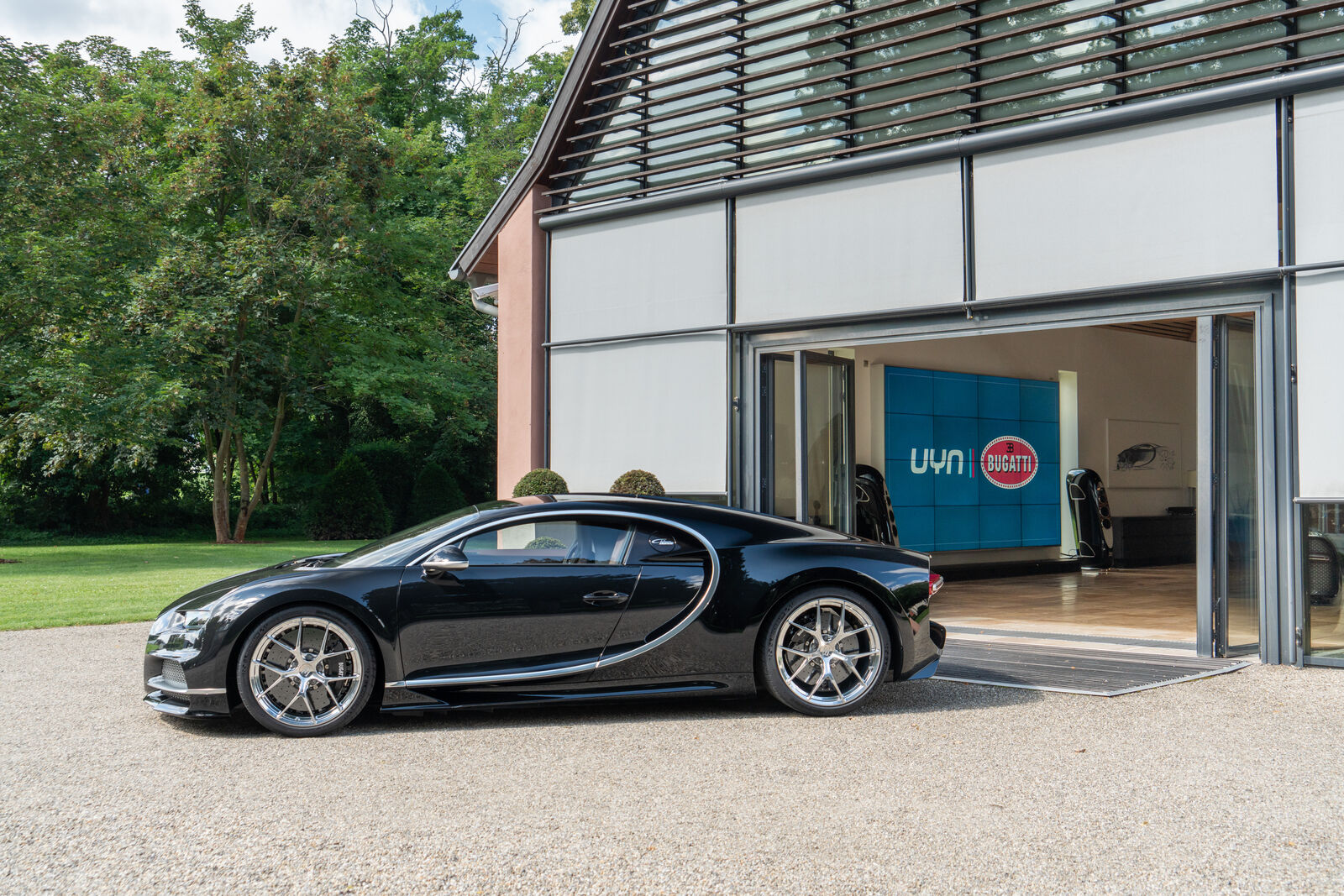 imagen 4 de UYN for Bugatti: ¿una zapatilla como un Bugatti? ¡UYN!
