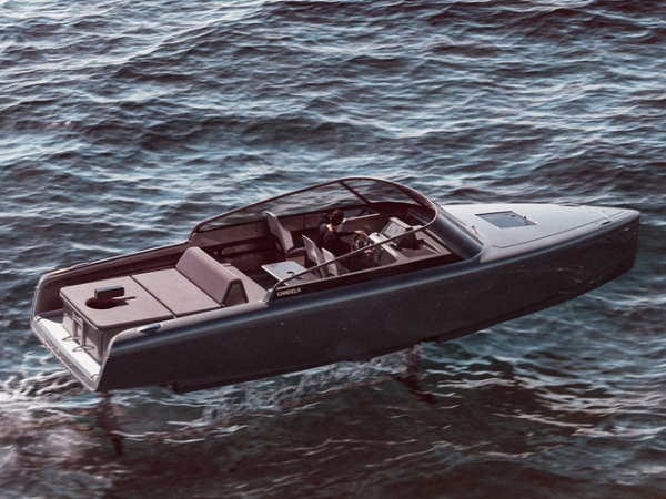 Candela C-8 ¿te seduce la idea de navegar en un hydrofoil deportivo?