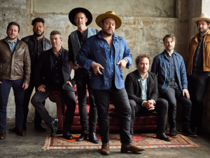 Los estadounidenses Nathaniel Rateliff & The Night Sweats anuncian nuevo disco para noviembre.