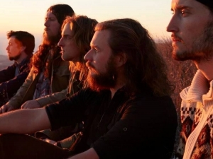 My Morning Jacket publican, a estas alturas, un nuevo disco que lleva su nombre en el título.