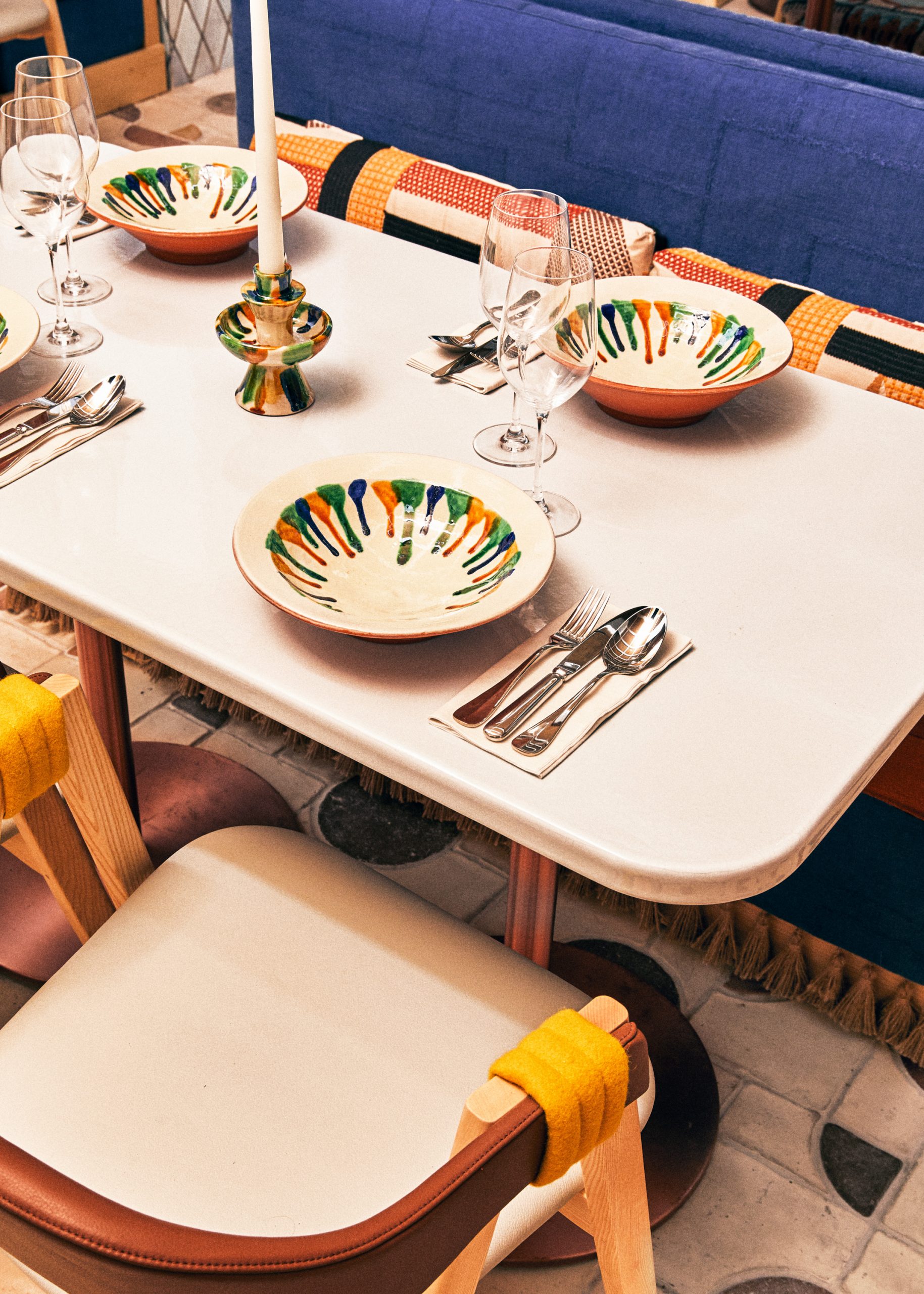 imagen 4 de Sabbaba Montesol, un resturante para comerte el glamour francés y cocina israelí en Ibiza.