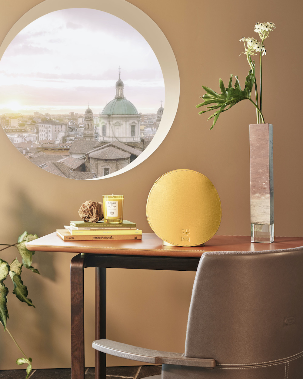 imagen 3 de Acqua di Parma y Poltrona Frau presentan los difusores para el hogar más modernos.