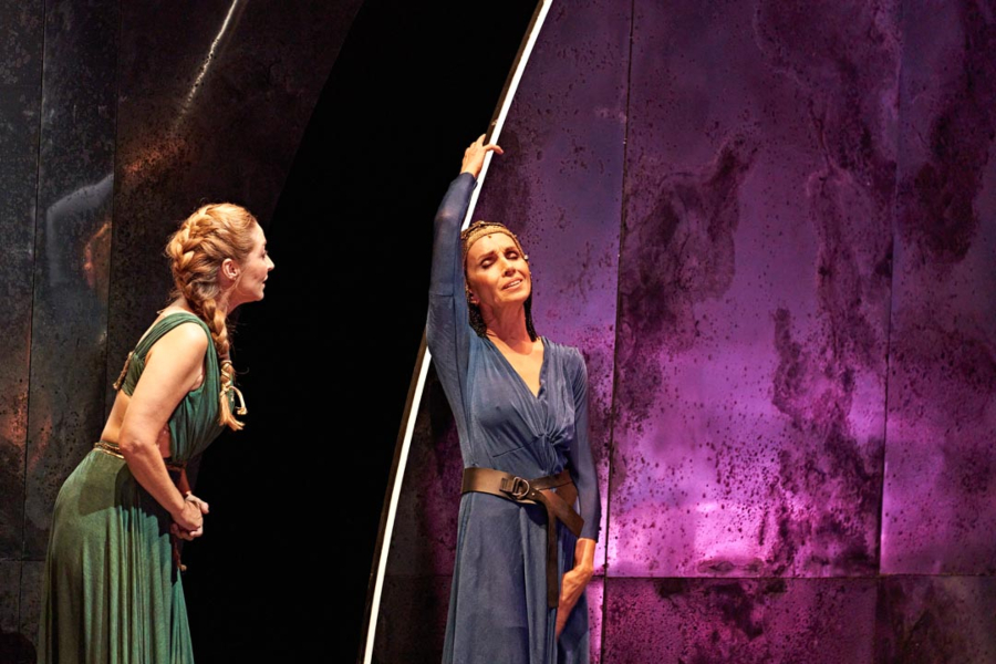 imagen 5 de La Compañía Nacional de Teatro Clásico sube a los escenarios madrileños Antonio y Cleopatra.
