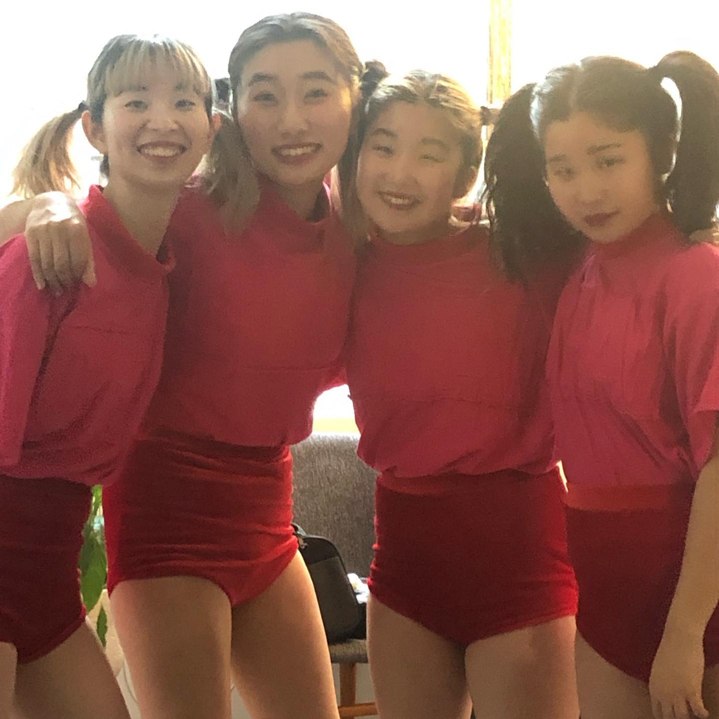 imagen 4 de Esta es la aportación del joven cuarteto japonés de chicas Chai para el club del single.