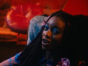 Little Simz sigue caminando a paso firme hacia el olimpo musical con su nuevo disco.