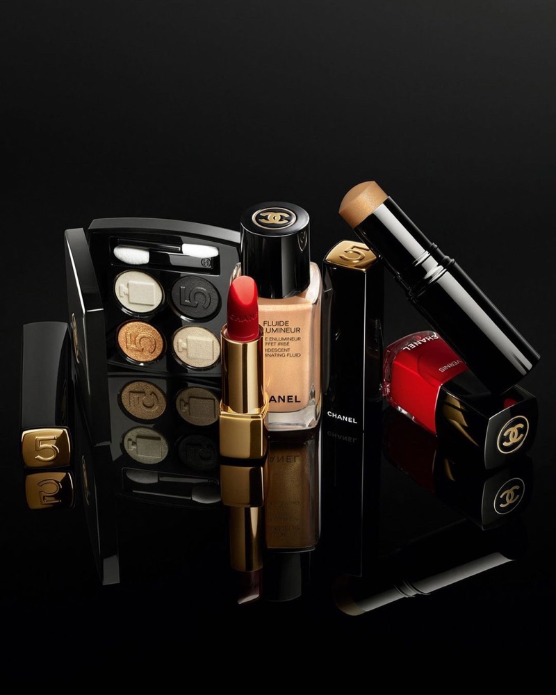 imagen 2 de Lo último de Chanel es una colección de maquillaje de fiesta.