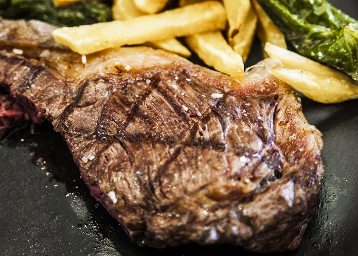 imagen 2 de Te presentamos el único restaurante de la España peninsular en el que degustar cortes de carne de retwagyu.