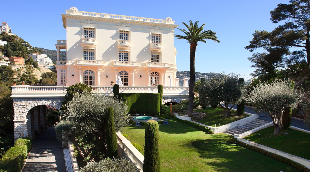 imagen 12 de Una noche Villa la Vigie, la casa de Karl Lagerfeld en la Riviera francesa.