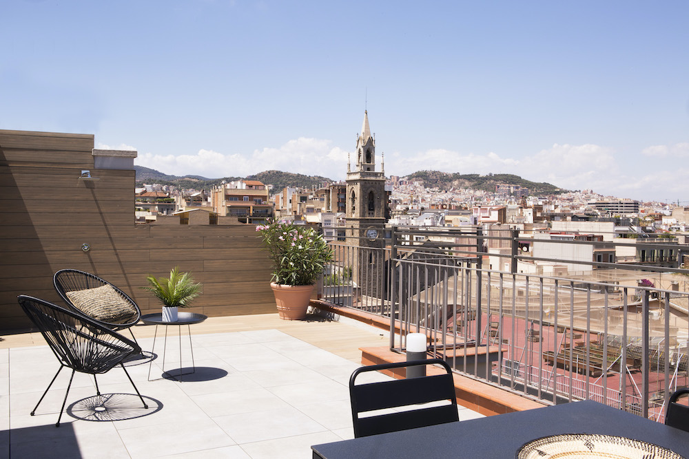 imagen 20 de 8Sides: Pia Capdevilla convierte un antiguo edifico en el alojamiento que quieres en Barcelona.