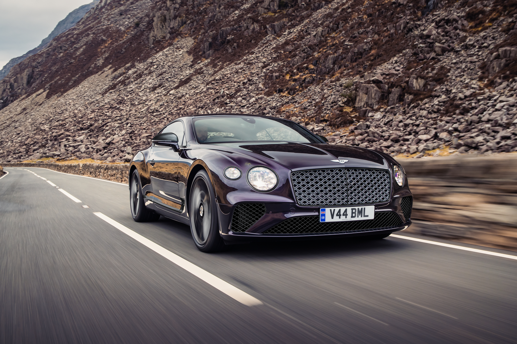 imagen 1 de Bentley Continental GT Mulliner Blackline Edition, el lujo superlativo.