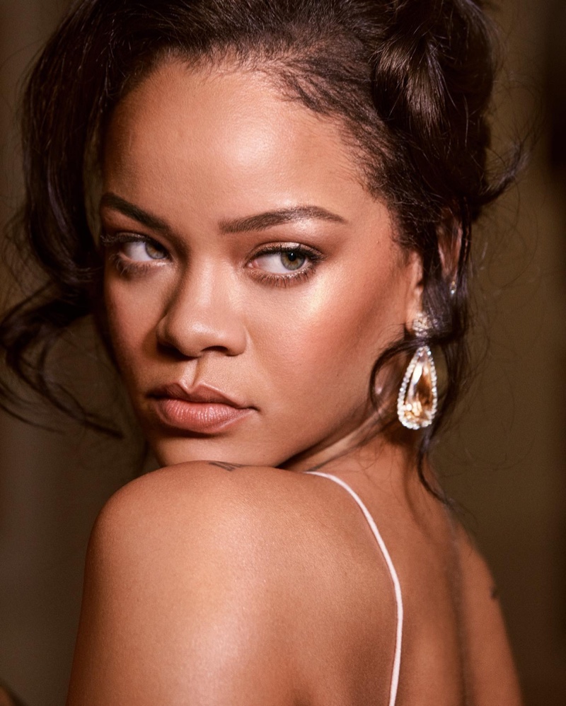 imagen 1 de Rihanna Fenty Beauty nos ilumina.