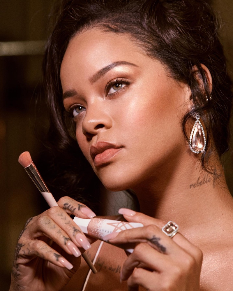 imagen 2 de Rihanna Fenty Beauty nos ilumina.