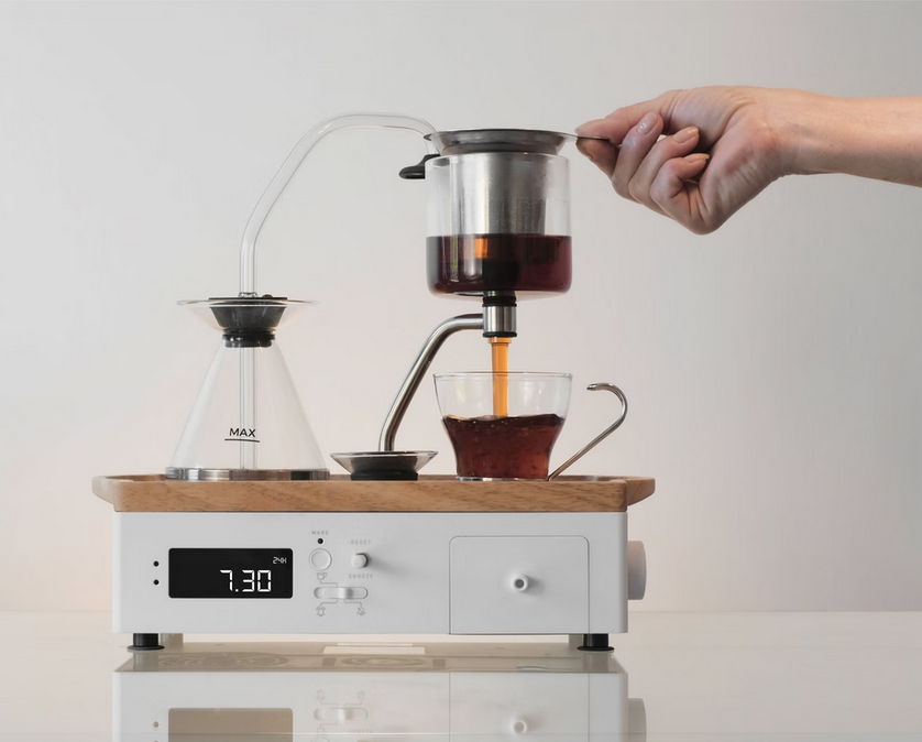 imagen 1 de Te presentamos un reloj despertador con olor y sabor a café (o té).