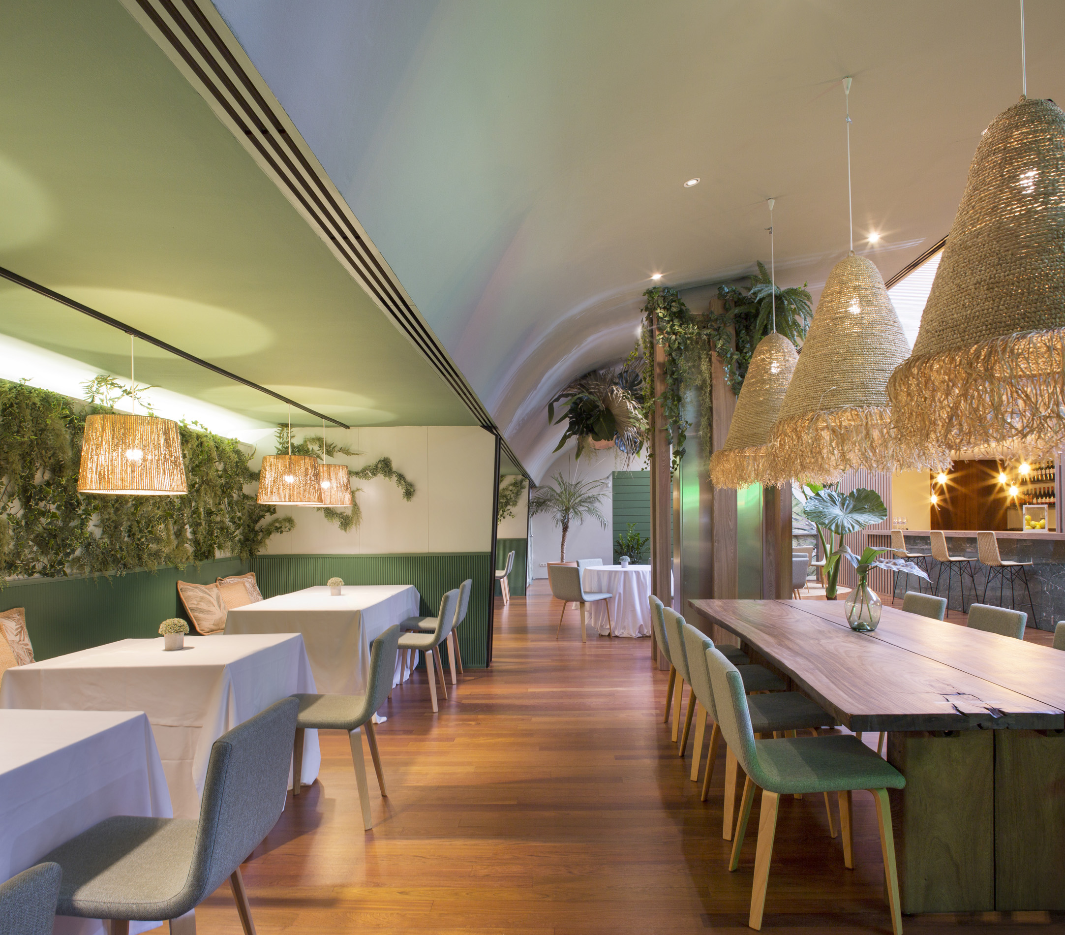 imagen 12 de Restaurante 2CERO7, un nuevo interiorismo espectacular de Pía Capdevila.