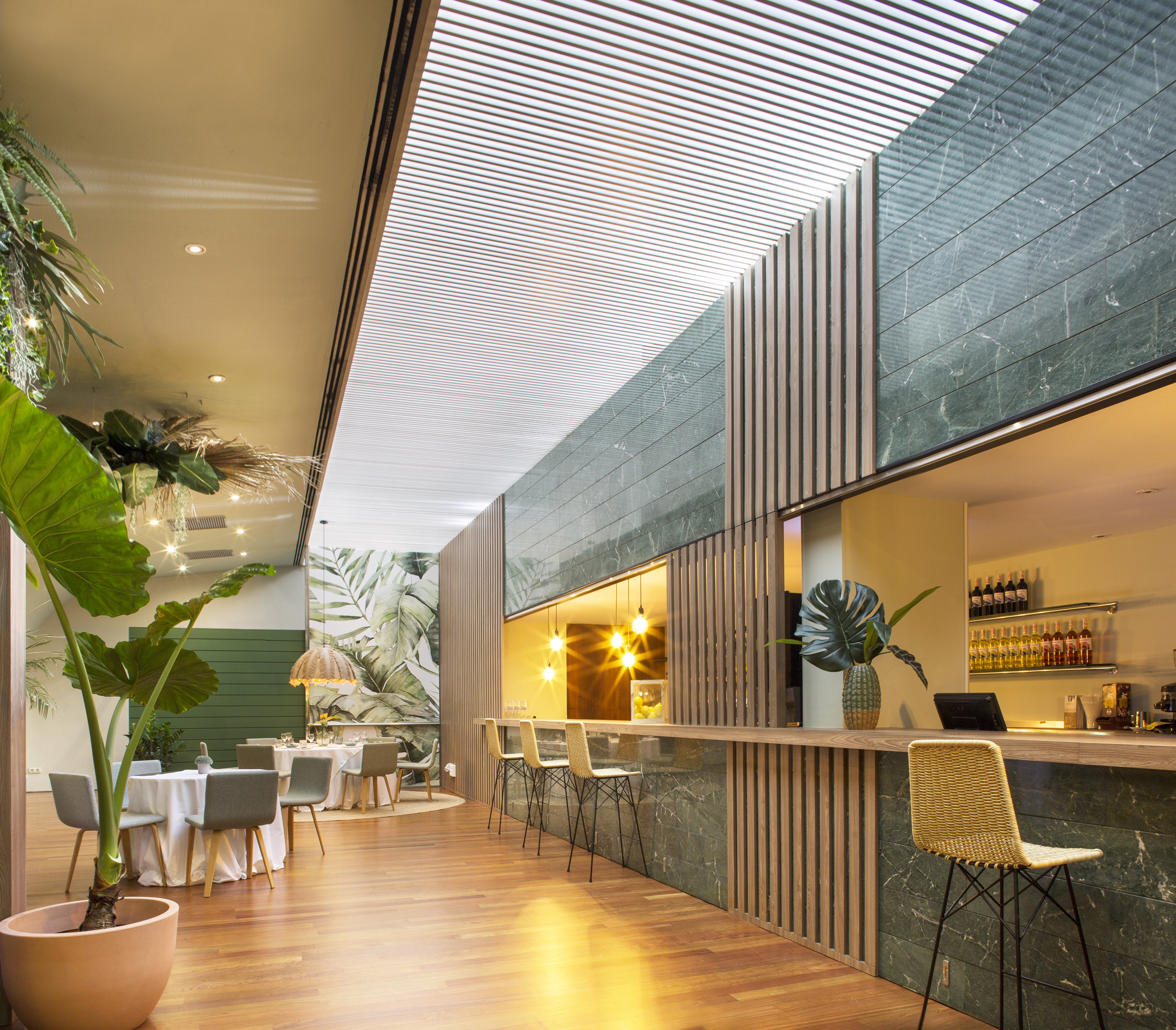 imagen 13 de Restaurante 2CERO7, un nuevo interiorismo espectacular de Pía Capdevila.