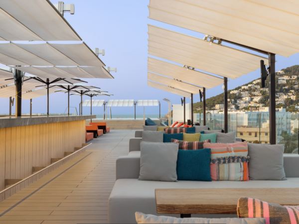 El hotel W Ibiza reabre en abril ¿qué mejor excusa para escaparse a esta isla Pitiusa?