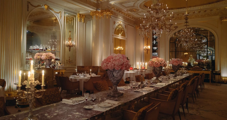 imagen 1 de ¿Sabes qué tienen en común los restaurantes de París Plaza Athénée, Le Relais Plaza y Monsieur Dior?