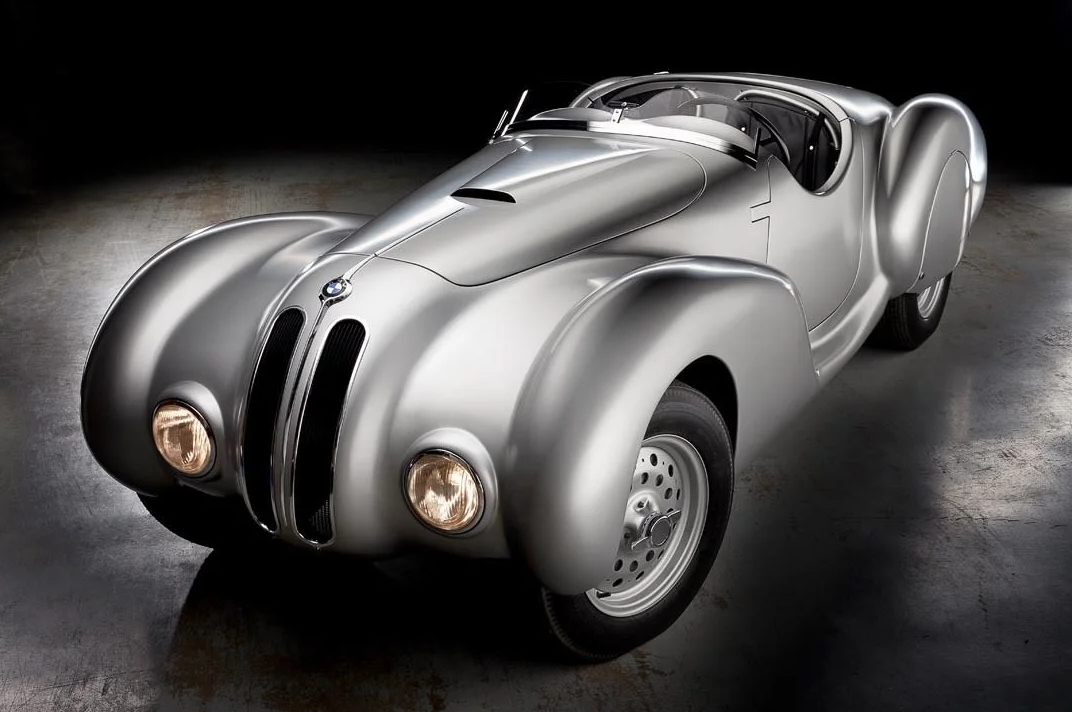 imagen 5 de Te presentamos un BMW 328 Roadster de 1940 y… 700 mil euros.