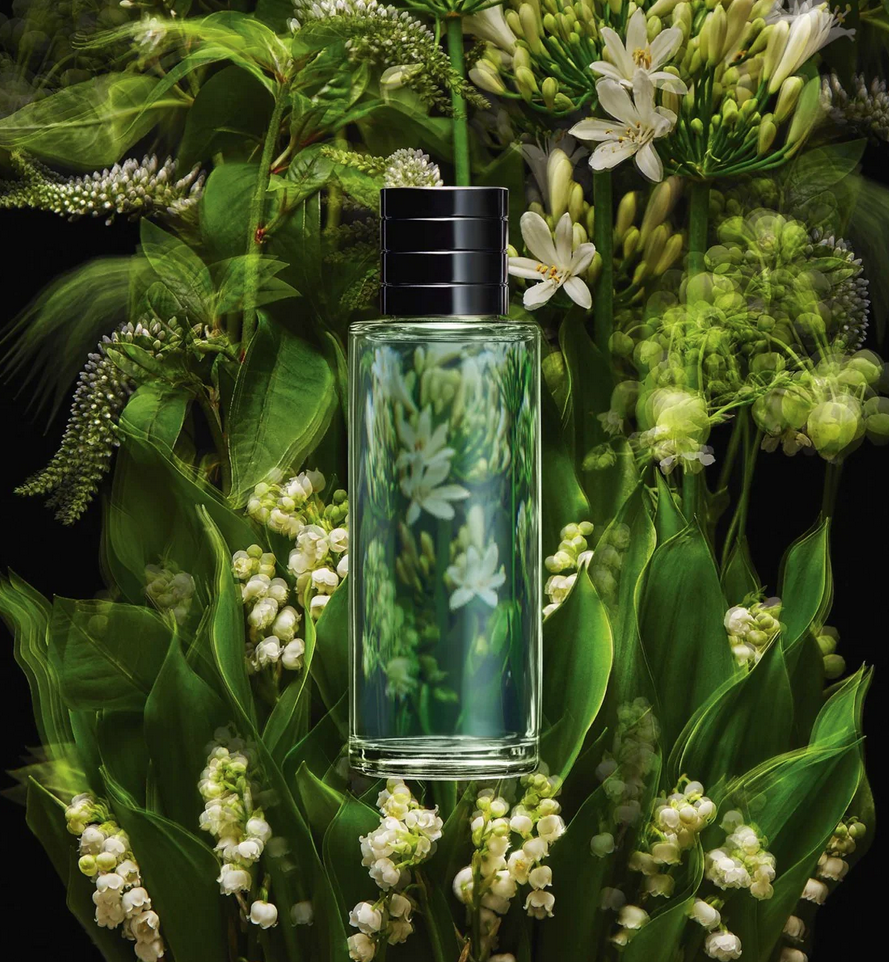 imagen 2 de Collection Privee X Azuma Makoto: el perfume hecho arte floral.