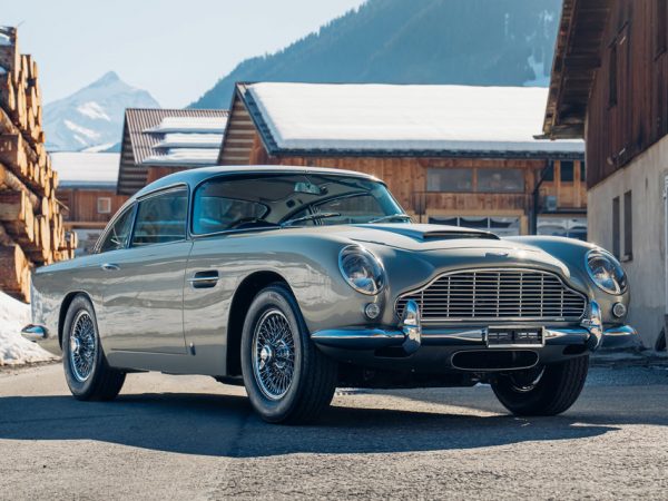 A subasta el Aston Martin de Sean Connery, el auténtico James Bond…