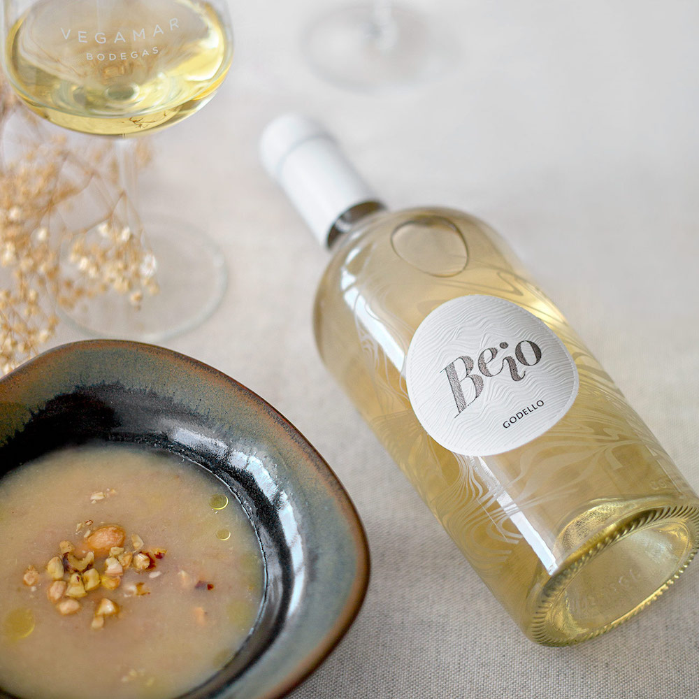 imagen 5 de Beio Godello, el vino blanco ideal para tus aperitivos de verano.