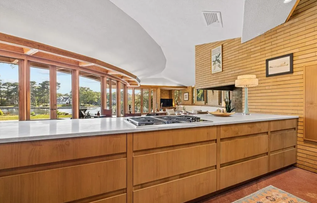 imagen 14 de Cooke House: a la venta una casa diseñada por Frank Lloyd Wright en Virginia Beach.