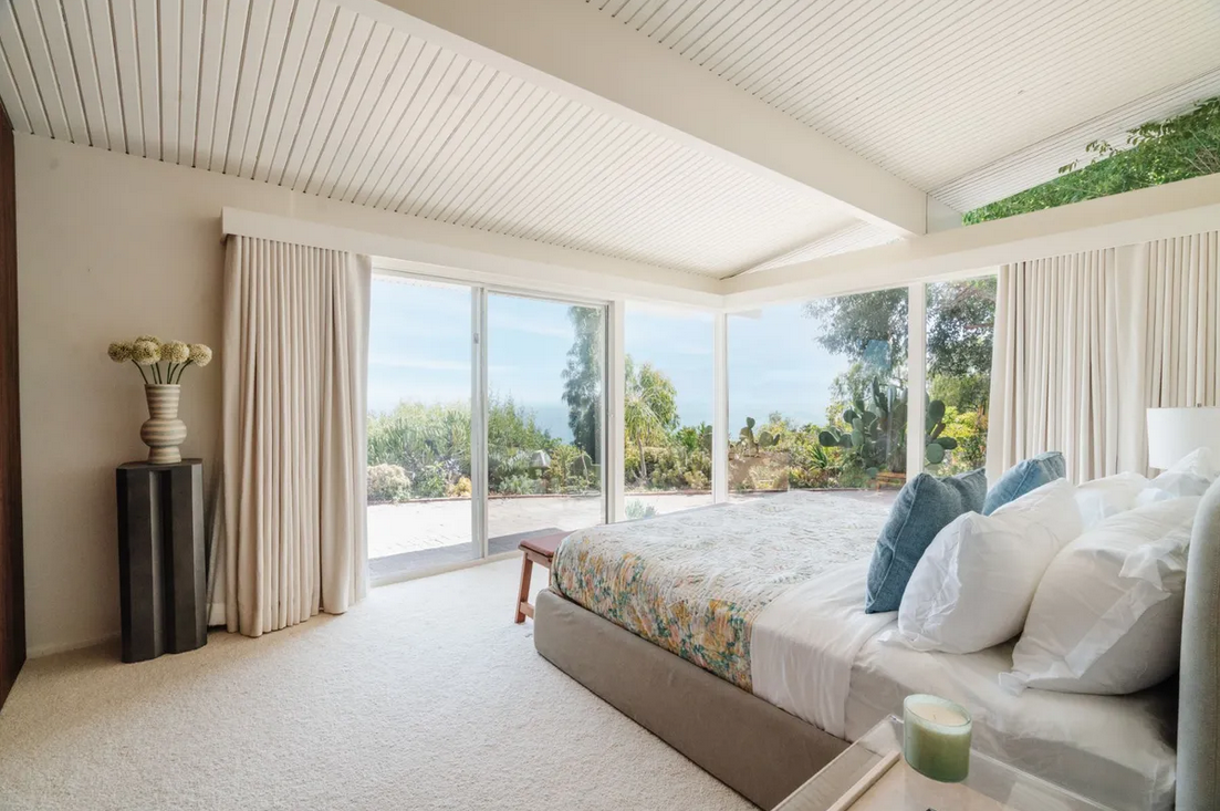 imagen 13 de Emma Stone vende su casa en Malibú.