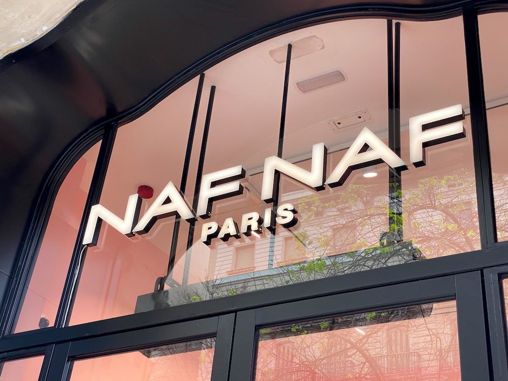 imagen 2 de Naf Naf estrena tienda en Barcelona.