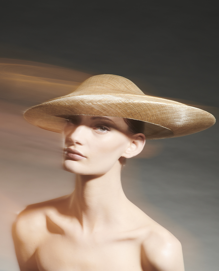 imagen 13 de Philip Treacy, tan espectacular como siempre (o incluso más).