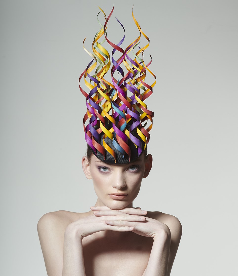 imagen 34 de Philip Treacy, tan espectacular como siempre (o incluso más).