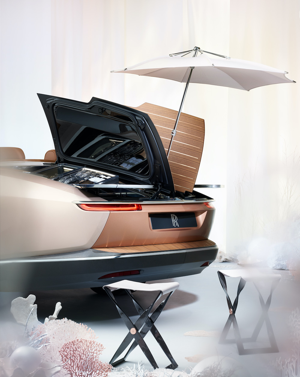 imagen 24 de Un Rolls-Royce Boat Tail inspirado en los glamurosos yates de los años 50.