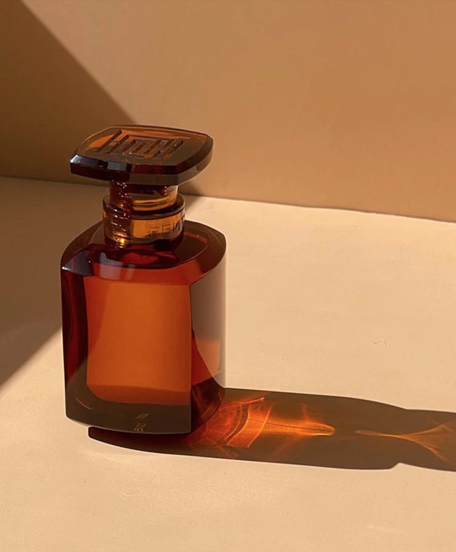 imagen 2 de Vuelve Fenty Eau the Parfum.