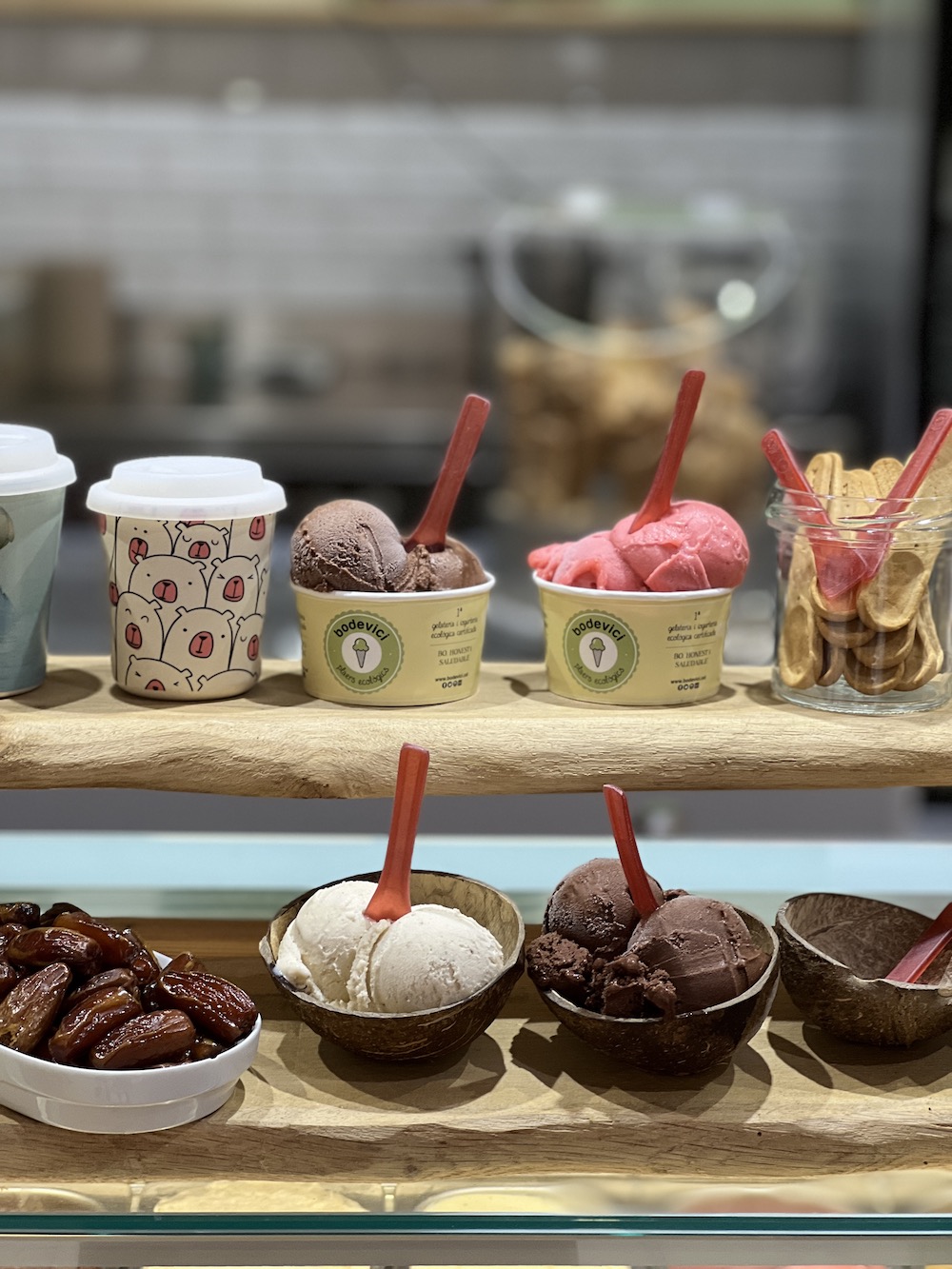 imagen 3 de Bodevici presenta sus helados sin azúcares añadidos, el capricho del verano.