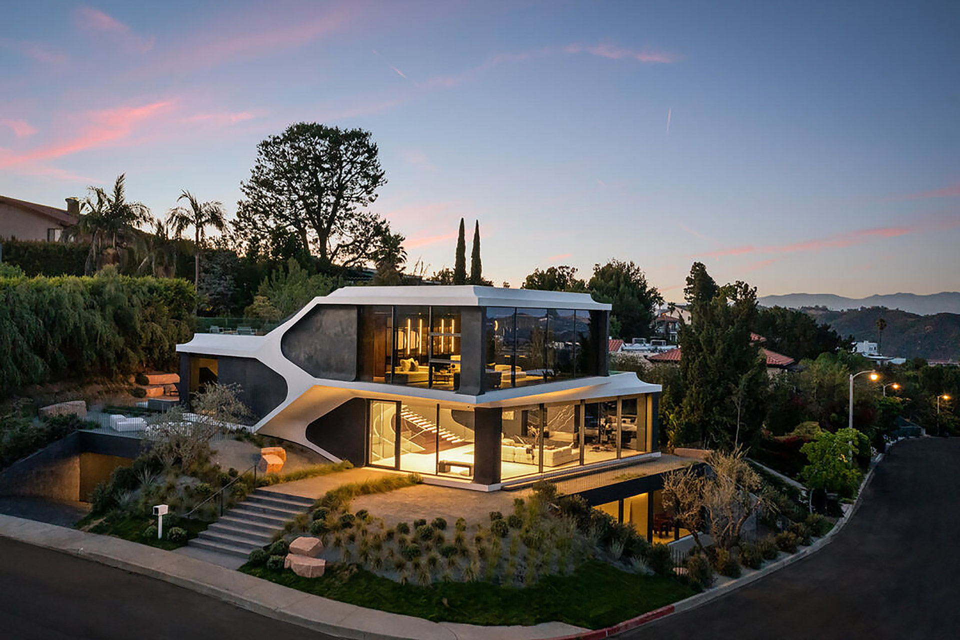 imagen 5 de Roberto Lane House: una casa de diseño espectacular en venta en Bell Air.