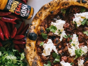 Así es la primera pizza napoli mexicana del mundo.