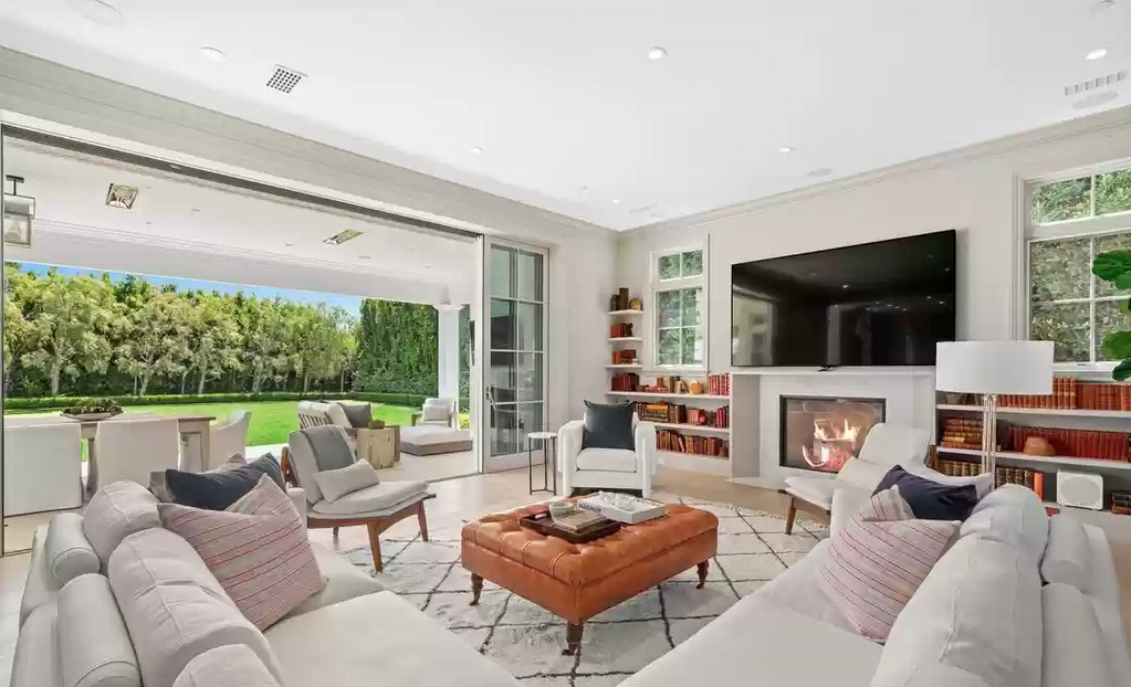 imagen 5 de Ben Affleck vende su casa en Pacific Palisades.