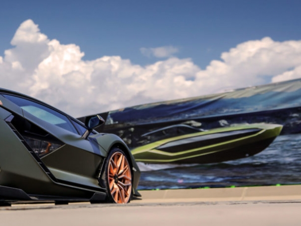 El primer Tecnomar for Lamborghini 63 americano llega a Miami.