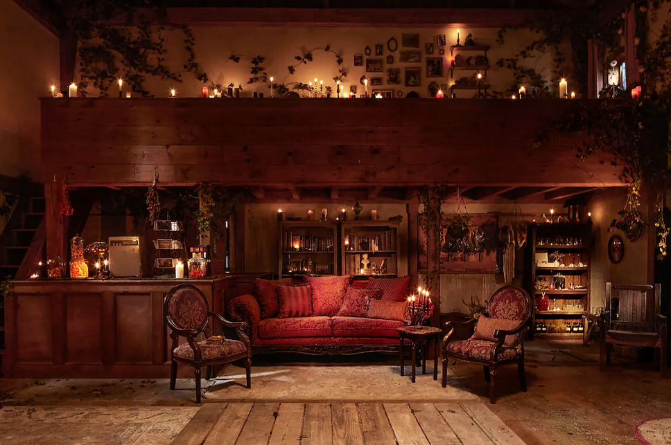 imagen 4 de The Hocus Pocus Cottage: Airbnb nos invita a alojarnos en la casa de las brujas de Salem.
