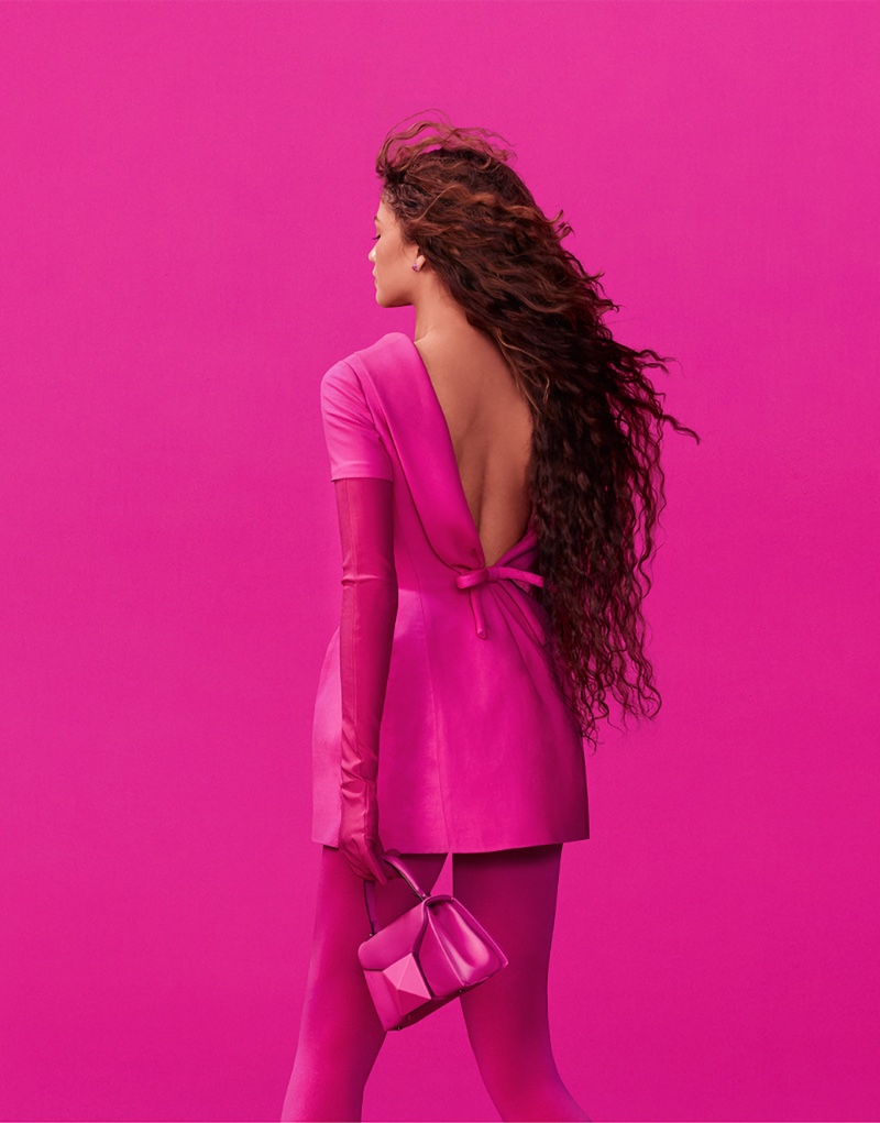 imagen 3 de Valentino: Zendaya es la nueva mujer de rosa.