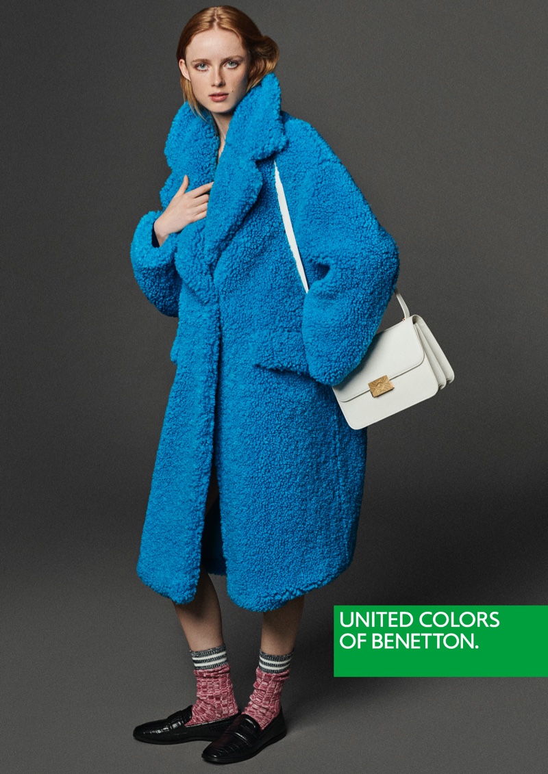 imagen 1 de Así es el invierno de abrigo y color de United Colors of Benetton.