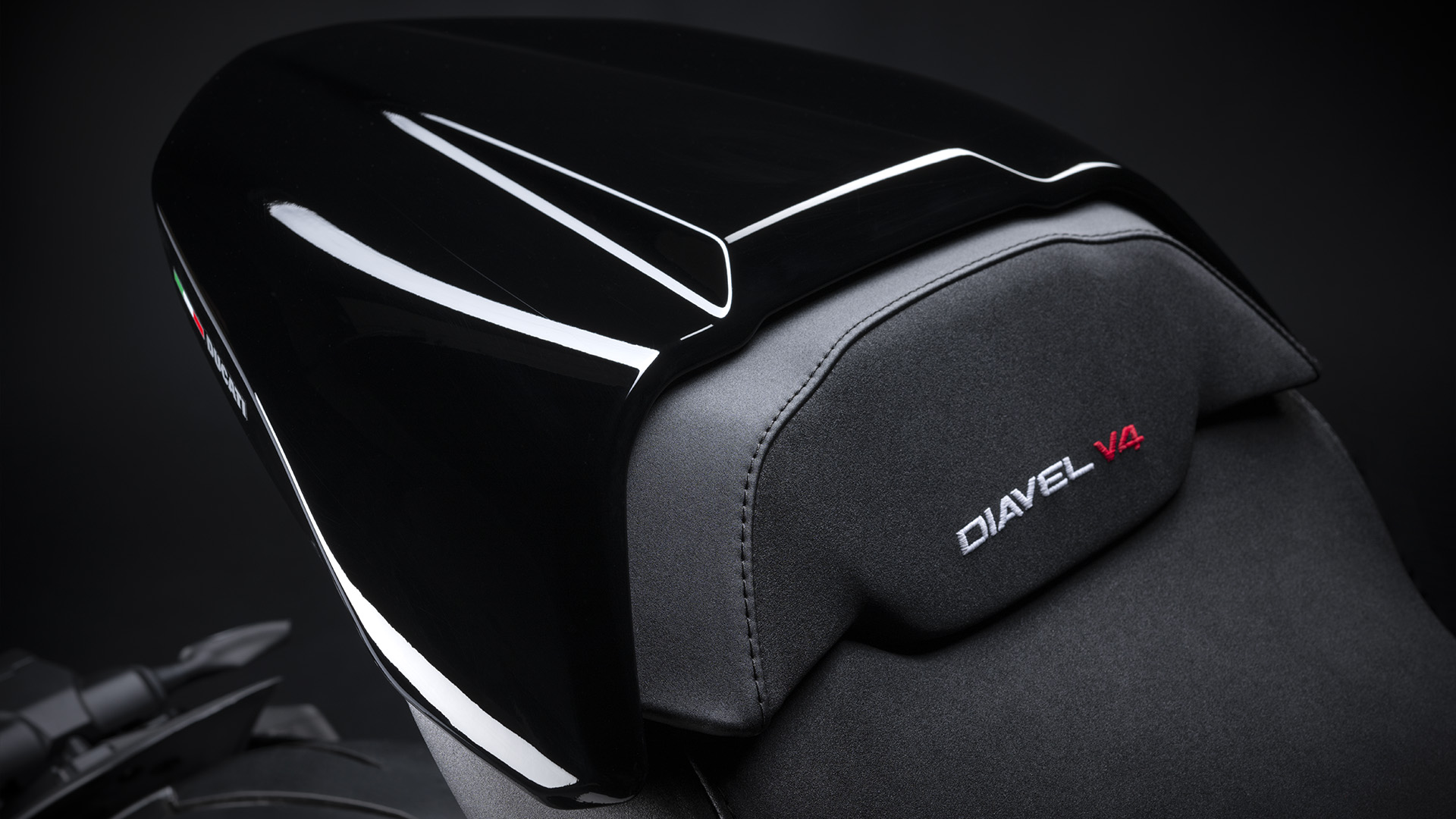 imagen 5 de Diavel V4 2023: Ducati actualiza su bestia.