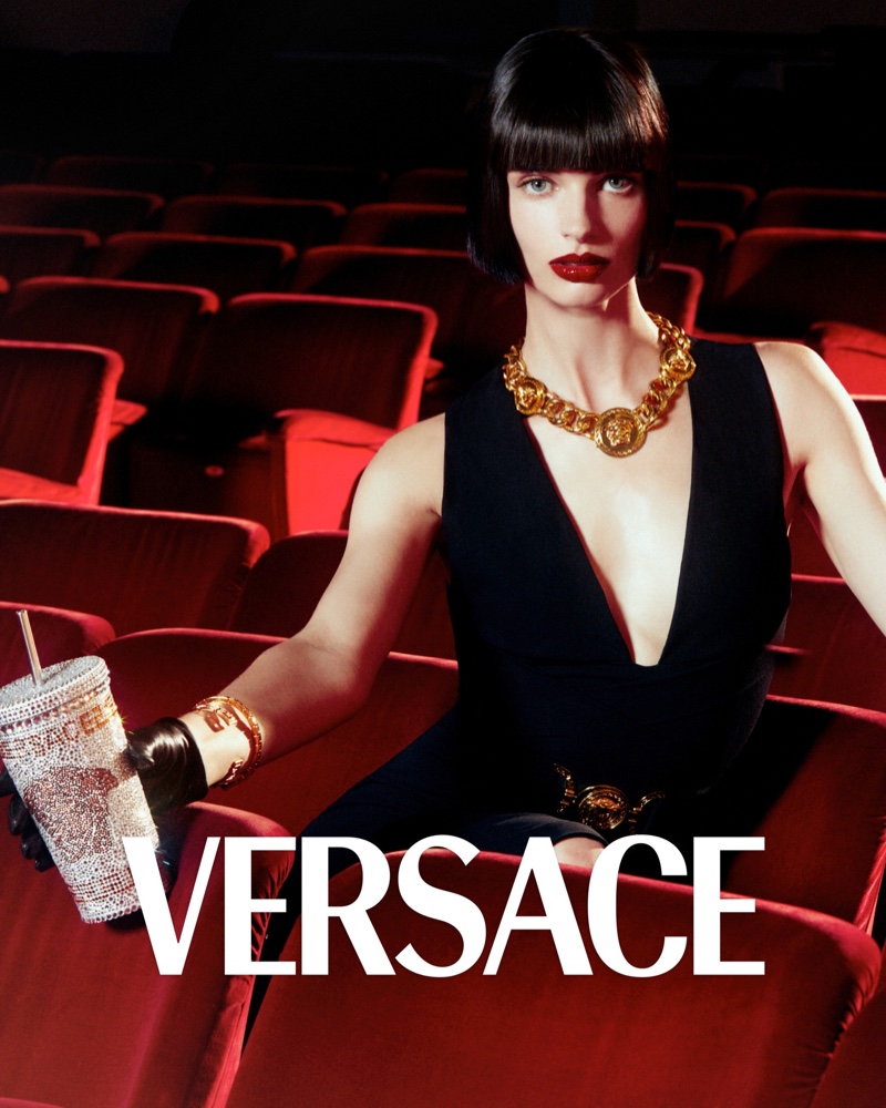 imagen 6 de Al teatro con Versace.