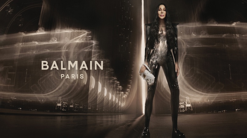 Cher Balmain Blaze Bag. La película.