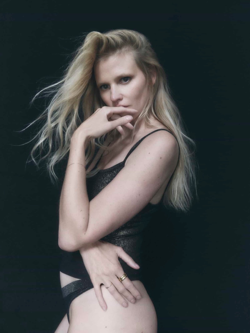 imagen 2 de Lara Stone al desnudo.