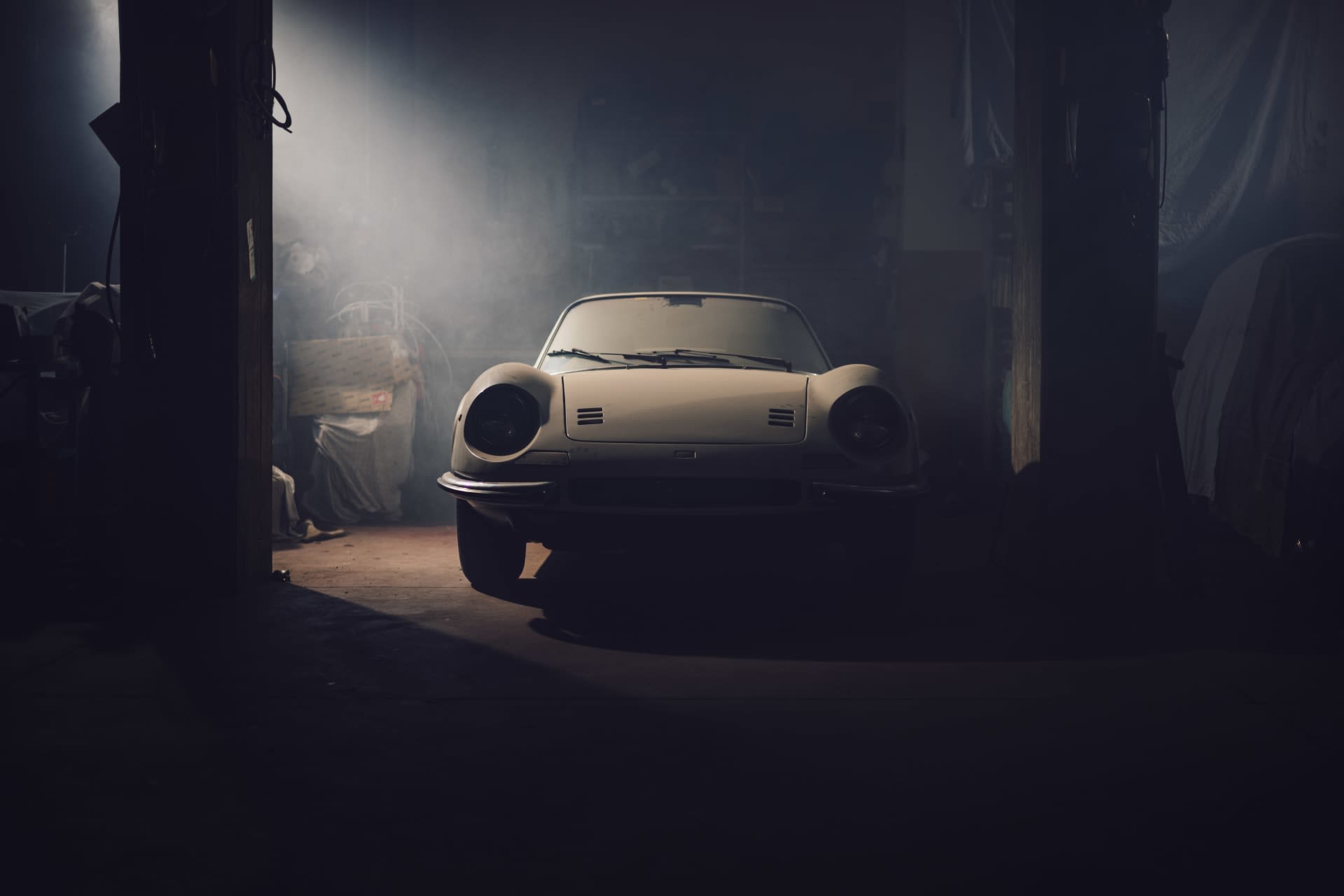 imagen 10 de A subasta un Ferrari que estuvo 40 años abandonado en un garaje.