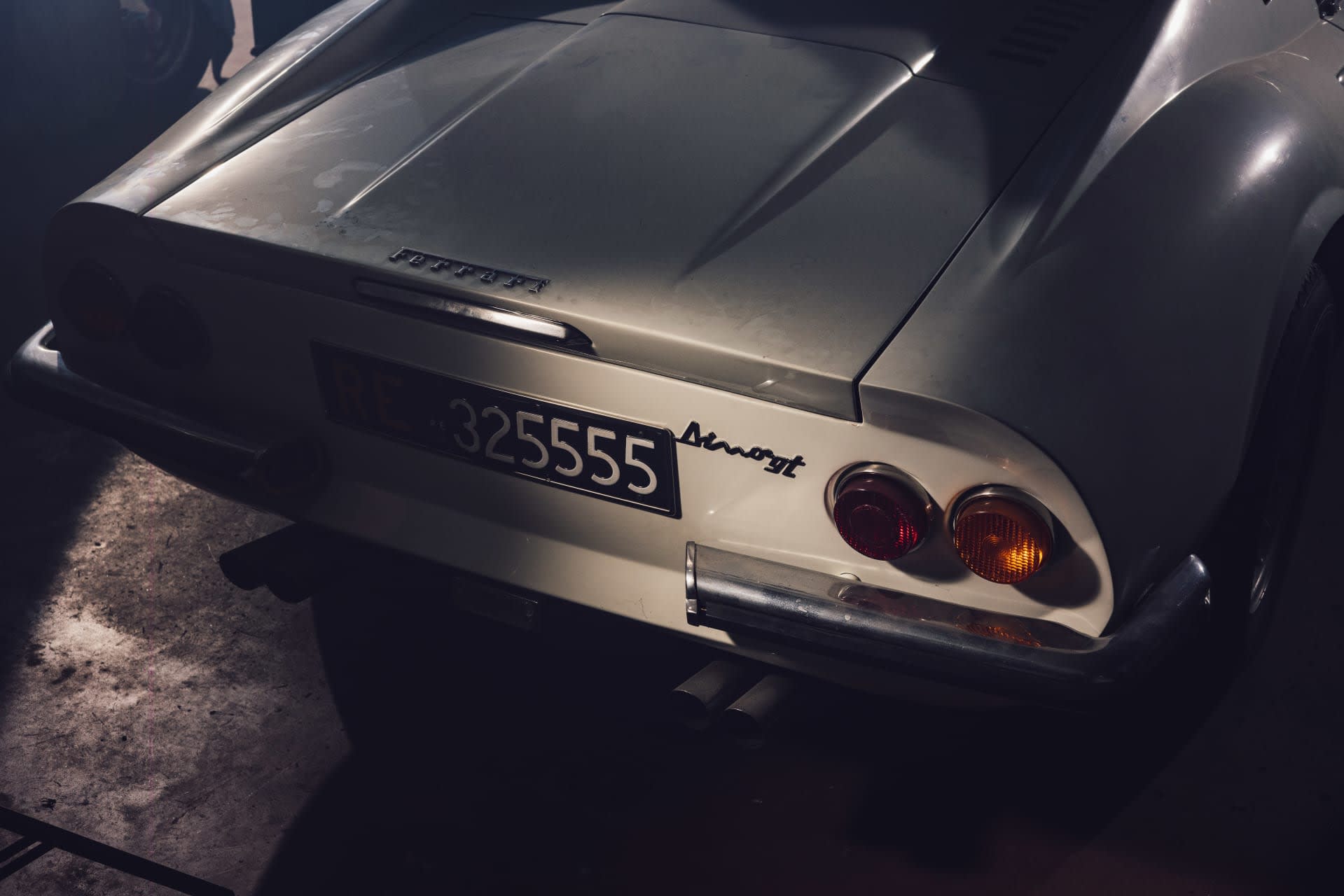 imagen 9 de A subasta un Ferrari que estuvo 40 años abandonado en un garaje.