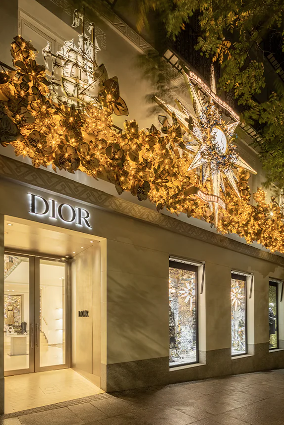 imagen 8 de Así de espectaculares lucen las boutiques Dior en Navidad.